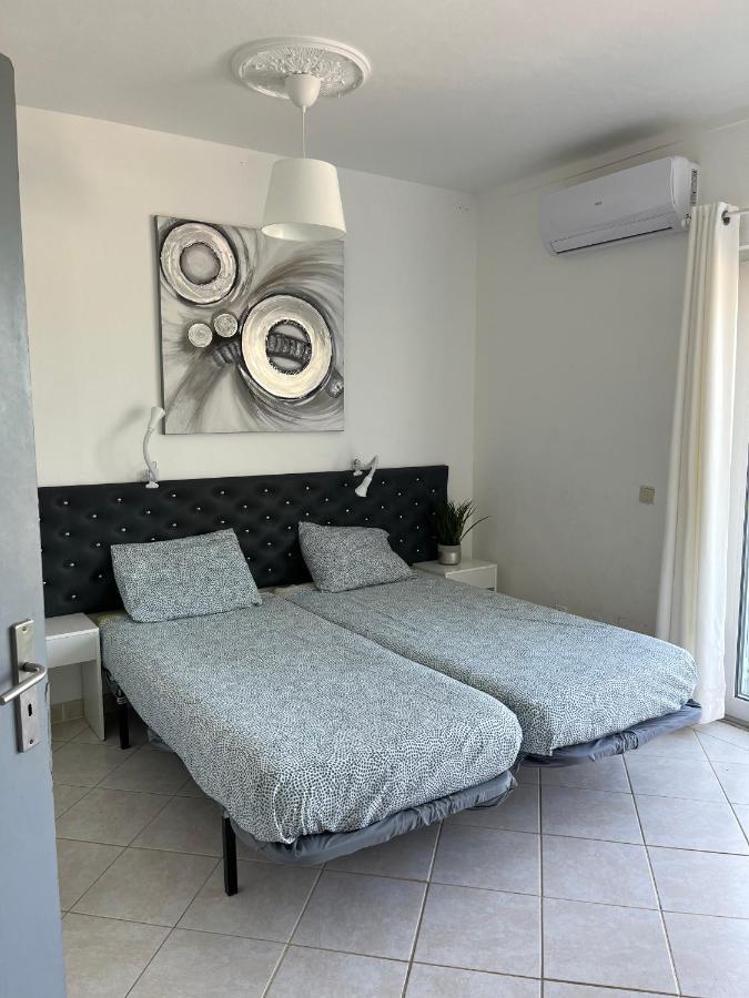 Villa Paradis Pera - Quartos Para Ferias Exterior foto